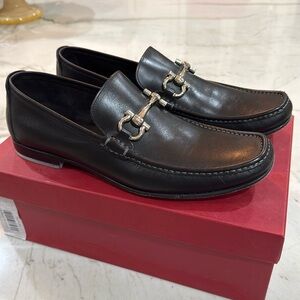 Salvatore Ferragamo Black Leather Loafers - EE Wide - Nero Calf (J5)